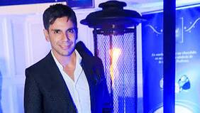 Augusto Schuster ahora esconde a Ingrid Cruz!