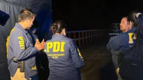 Lamentable suceso en Chiloé tras reposición de luz eléctrica: hallaron a mujer fallecida amarrada y debajo de un puente