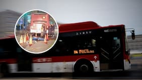 Dos mujeres mueren atropelladas en pleno centro de Santiago: conductora de bus RED quedó detenida