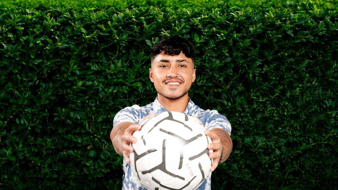 Abraham Barría, el participante trans de Vecinos al Límite que lucha por operarse: “He estado todo este tiempo en lista de espera”