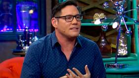 "A los 30 años fue la última vez que me hice una operación así (estética) y le dije ‘doctora, entre a picar porque nunca más en la vida me voy a hacer una operación...'", recuerda Pancho Saavedra