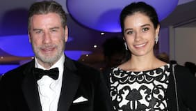 “Estoy muy feliz y emocionada”: Ella Travolta anuncia su debut en la música y comparte un video cantando junto a su padre