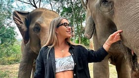 "Me quebré la nariz. Idiotamente. Me tiré encima de un colchón... Voy y me tiro de cara", relata Dani Urrizola en medio del lanzamiento del nuevo ciclo de Viajando Ando