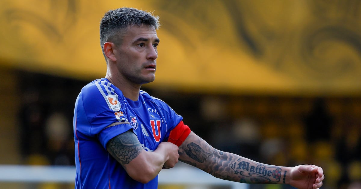 ¡Duro golpe para La U! Aránguiz, baja sensible ante Deportes Iquique: ¿Cambiará el rumbo del partido?