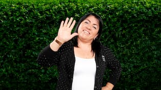 Conoce a Sandra, la particular ama de llaves que está alborotando Vecinos al límite