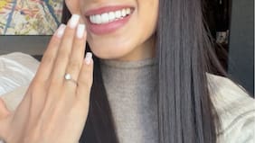 Cantante urbano chileno anuncia compromiso con conocida influencer