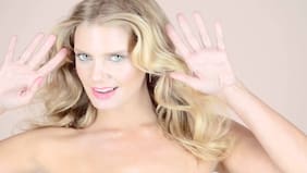 IMAGENES! El impasse con su escote de Rubí en Primer Plano