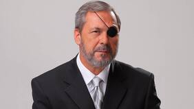 Santiago Pavlovic reveló cómo perdió su ojo izquierdo en una “guerra”