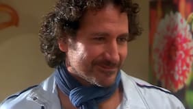 Reportan que el actor Juan Pablo Sáez y su exesposa fueron detenidos por Carabineros