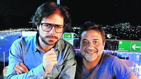 Arturito piscoleó con El Profesor chileno