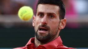 Duro golpe sacude a Roland Garros: Novak Djokovic se retira y cede el número 1 del mundo
