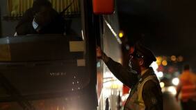 Detienen a sujeto en un bus por presunto abuso sexual contra pasajera