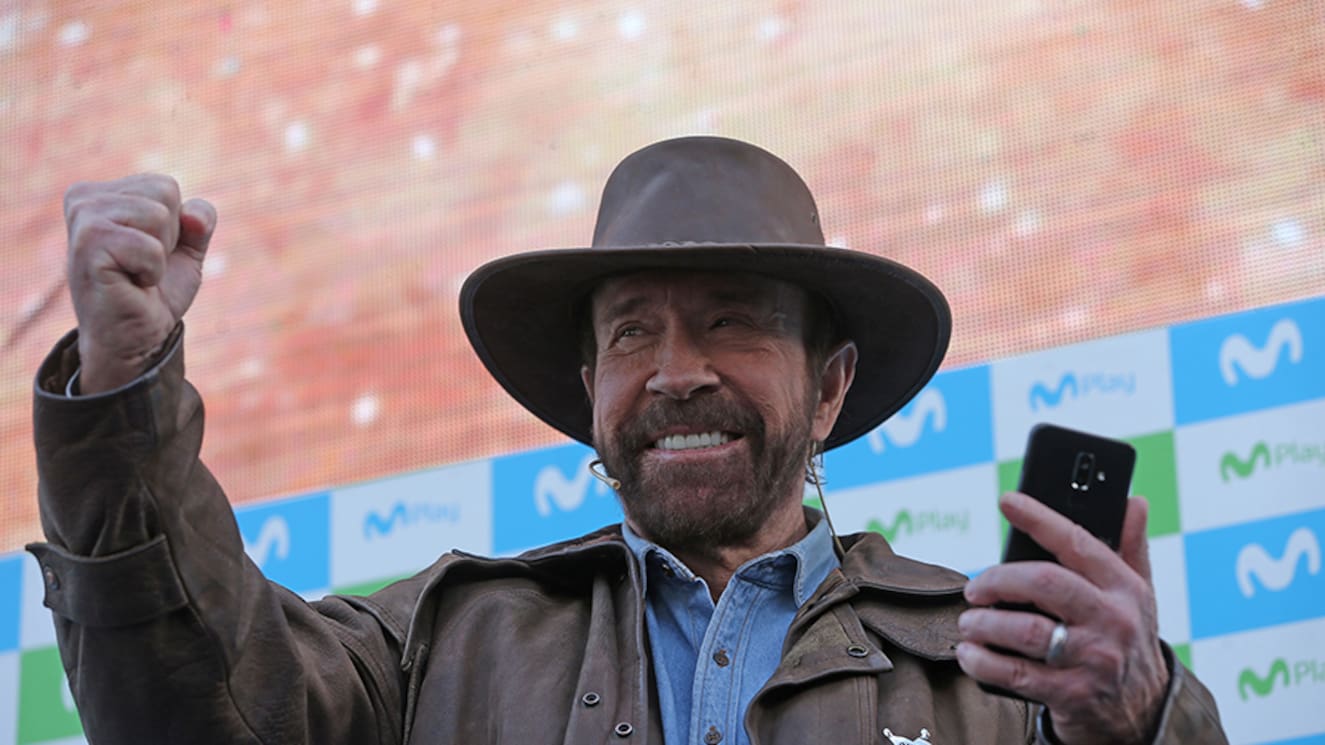 El comercial que trajo a Chile a Chuck Norris en su última visita