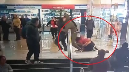 Cae banda que golpeó y le robó suma millonaria a pasajera del Metro: eran extranjeros y les quedaba un pequeño monto