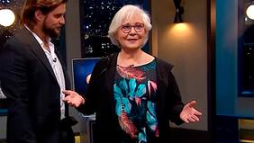 "Me gustaría tomar un crucero e irme a una playa nudista. Fuera de Chile... 'Esta soy yo'. Echarse en la arena y decir '¡soy libre!'", expresa Teresita Reyes