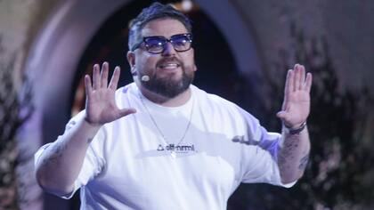 La comentada rutina de Erwin Padilla en el Festival de Olmué: dividió a televidentes y desató ola de reacciones