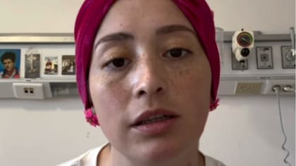 Joven denuncia no poder acceder a un trasplante por ser adoptada: “Es mi única opción para vivir”