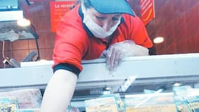 Mesones refrigerados y vitrinas, lo óptimo para exhibir estos productos