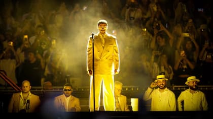 ¿Cuánto le pagarán a Bad Bunny por cantar en el Super Bowl 2026?