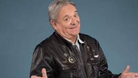 Coco Legrand entrega Museo con la historia del humor chileno a Universidad Diego Portales