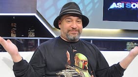 “Se para y se va”: Salfate revela incómoda experiencia con reconocida figura de Hollywood