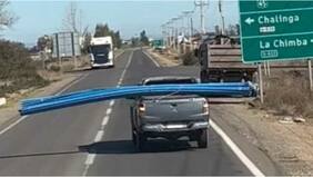 “¿Cómo se mantienen vivos estos humanos?”: la insólita carga de camioneta que ocupó toda la ruta en Ovalle