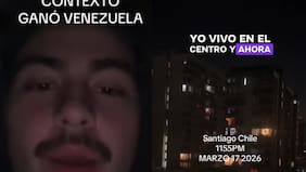 “¡Que alguien me explique qué chu...!”: venezolanos en Chile armaron fiesta en la noche por triunfo de su selección de beisbol en campeonato mundial