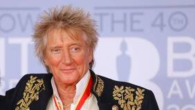 Rod Stewart decidió arreglar un camino con sus propias manos: su Ferrari no podía circular de manera óptima