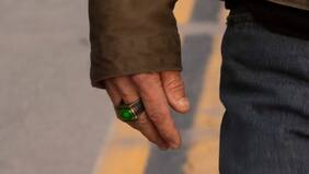 Vean la primera terrícola imagen de la serie de los Green Lantern de HBO