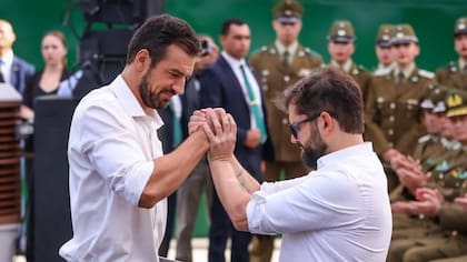 Desató ola de reacciones: Boric no se aguantó y lanzó sorpresiva indirecta a Tomás Vodanovic en pleno acto público