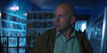 M. Night Shyamalan dice que el estudio de El Protegido estaba “demasiado asustado” de llamarla una película de cómics