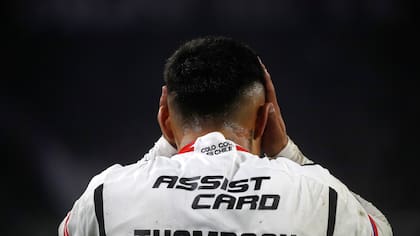 “La gente me pide…”: Jordhy Thompson se muere por regresar a Colo Colo pero espera alguna señal del club
