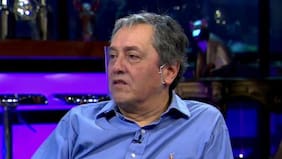 “Fanático de ultraderecha”: Hijo de Claudio Reyes lanza fuerte palo contra su papá tras violenta agresión