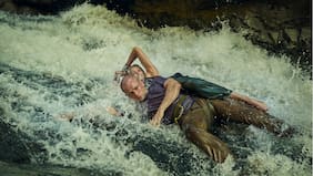 Charlize Theron y Taron Egerton protagonizan Ápex, un nuevo thriller de supervivencia en Netflix