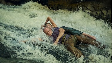 Charlize Theron y Taron Egerton protagonizan Ápex, un nuevo thriller de supervivencia en Netflix