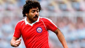 Más que Zamorano, Messi y Pelé: Carlos Caszely elige a crack de La Roja como su delantero favorito
