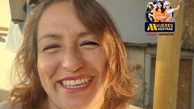 Maestra pasó de la inseguridad a enseñar todo lo que sabe en gasfitería