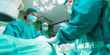 Cirugía médica / operación
