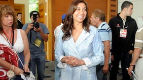 "(Carmen Gloria Arroyo) No entendía por qué se metían con su físico, con su familia incluso. Le parecía todo tan terrible...", recuerdan en Zona de Estrellas sobre candidatura de la abogada a reina del Festival de Viña