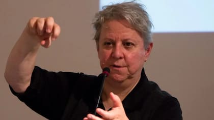 Llega al español visionario libro de la física y filósofa Karen Barad, que redefine nuestra comprensión de la realidad