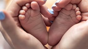 “Han sido días intensos”: periodista de TVN celebró el nacimiento de su bebé