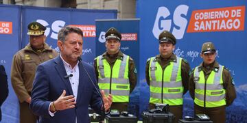 Fiscalía allanó casa del gobernador Claudio Orrego.