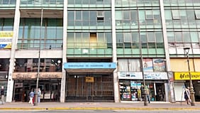 “¿No podían ponerle un poquito de amor?”: tuiteros eligen las municipalidades más feas de Chile