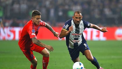 Exentrenador de la “U” podría dirigir a emblema albo: es el máximo candidato para dirigir a un grande de Sudamérica