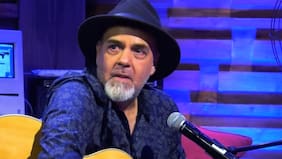 Vuelve el Noticiero Crónico: Óscar Andrade regresa a los escenarios con “Come Back”
