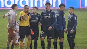 Tras tenso cruce con Altez: el informe arbitral de Jona que complica a Huachipato