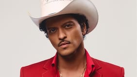 Tras una década de su último proyecto como solista: Bruno Mars lanza su esperado álbum