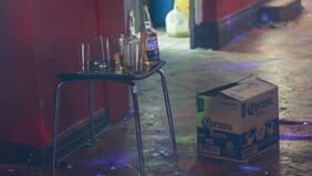 Registran a más de 15 personas bebiendo alcohol en cantina de Lota