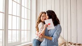 Estos son los regalos a distancia que la llevan para el Día de la Madre