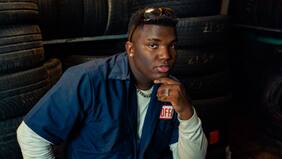 Moffa, la promesa del reggaetón puertorriqueño que quiere conquistar los corazones chilenos con su “happy music”